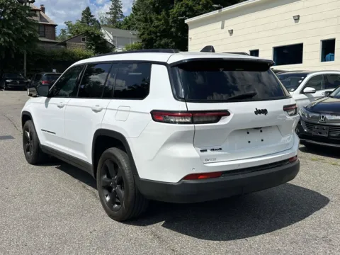 More photos of 2021 Jeep Grand Cherokee L Altitude at Certified Luxury Motors - Great Neck, NY