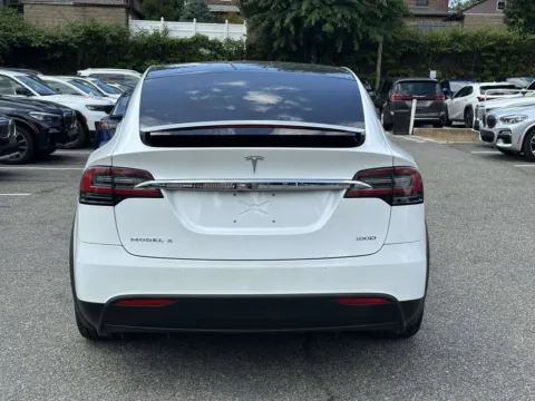 More photos of 2019 Tesla Model X 100D at Certified Luxury Motors - Great Neck, NY