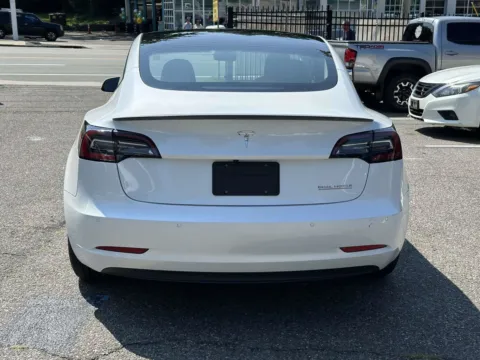 More photos of 2021 Tesla Model 3 Performance at Certified Luxury Motors - Great Neck, NY