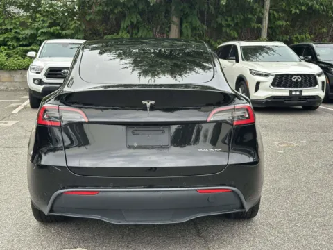 More photos of 2021 Tesla Model Y Long Range at Certified Luxury Motors - Great Neck, NY