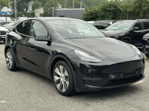 Black 2021 Tesla Model Y Long Range for sale in Great Neck, NY