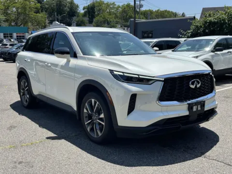 White 2023 INFINITI QX60 LUXE for sale in Great Neck, NY
