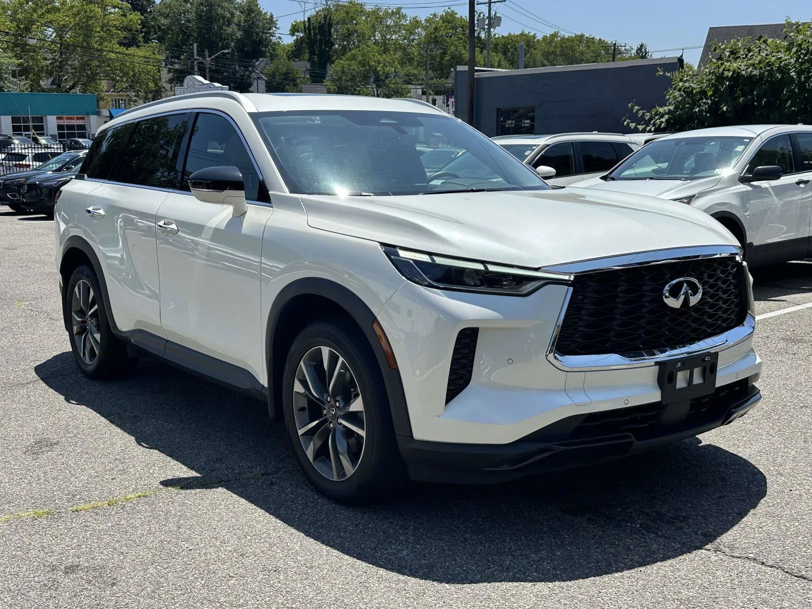 White 2023 INFINITI QX60 LUXE for sale in Great Neck, NY