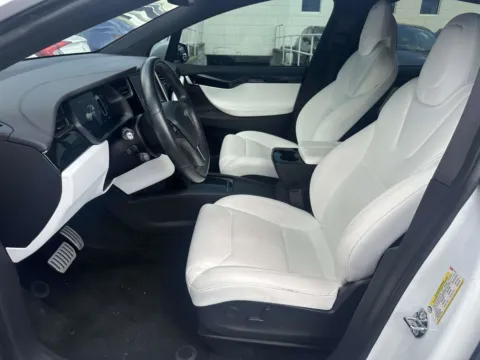 White 2019 Tesla Model X Long Range (White Interior) for sale in Great Neck, NY