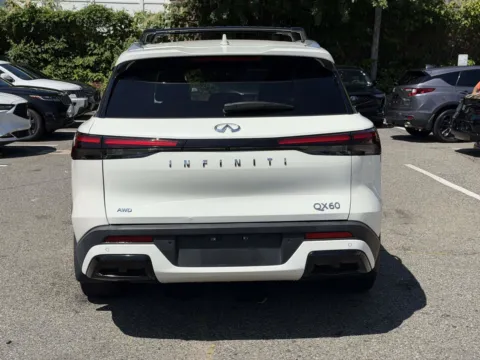 More photos of 2024 INFINITI QX60 LUXE at Certified Luxury Motors - Great Neck, NY