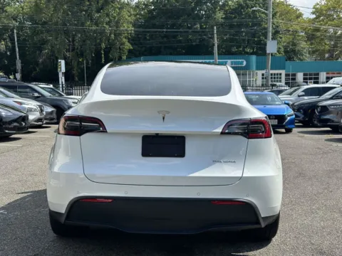 More photos of 2021 Tesla Model Y Long Range at Certified Luxury Motors - Great Neck, NY