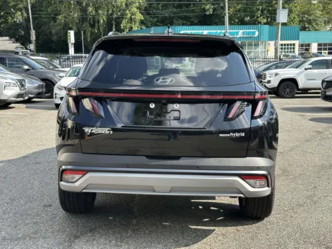 More photos of 2025 Hyundai Tucson Hybrid Limited at Certified Luxury Motors - Great Neck, NY