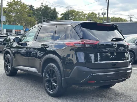 More photos of 2023 Nissan Rogue SV Midnight Edition at Certified Luxury Motors - Great Neck, NY