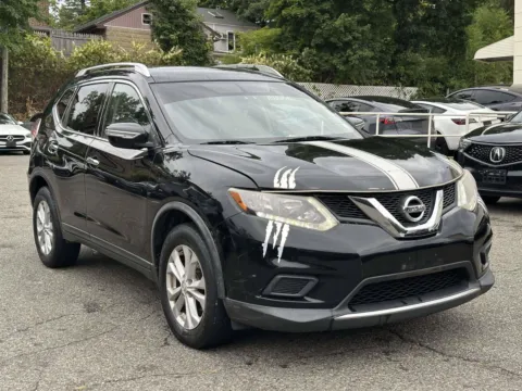 Black 2015 Nissan Rogue S for sale in Great Neck, NY