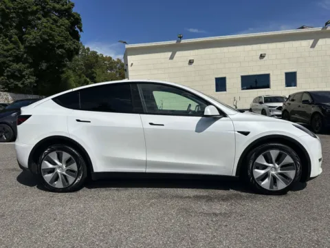 Photos of 2022 Tesla Model Y Long Range for sale in Great Neck, NY at Certified Luxury Motors - Great Neck