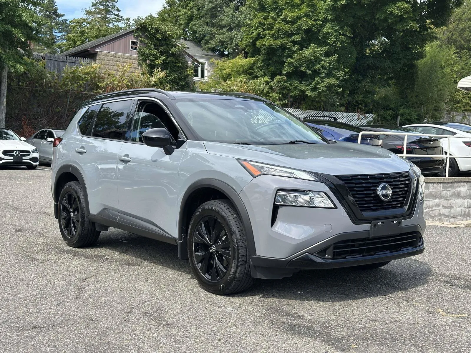 Gray 2023 Nissan Rogue SV Midnight Edition for sale in Great Neck, NY