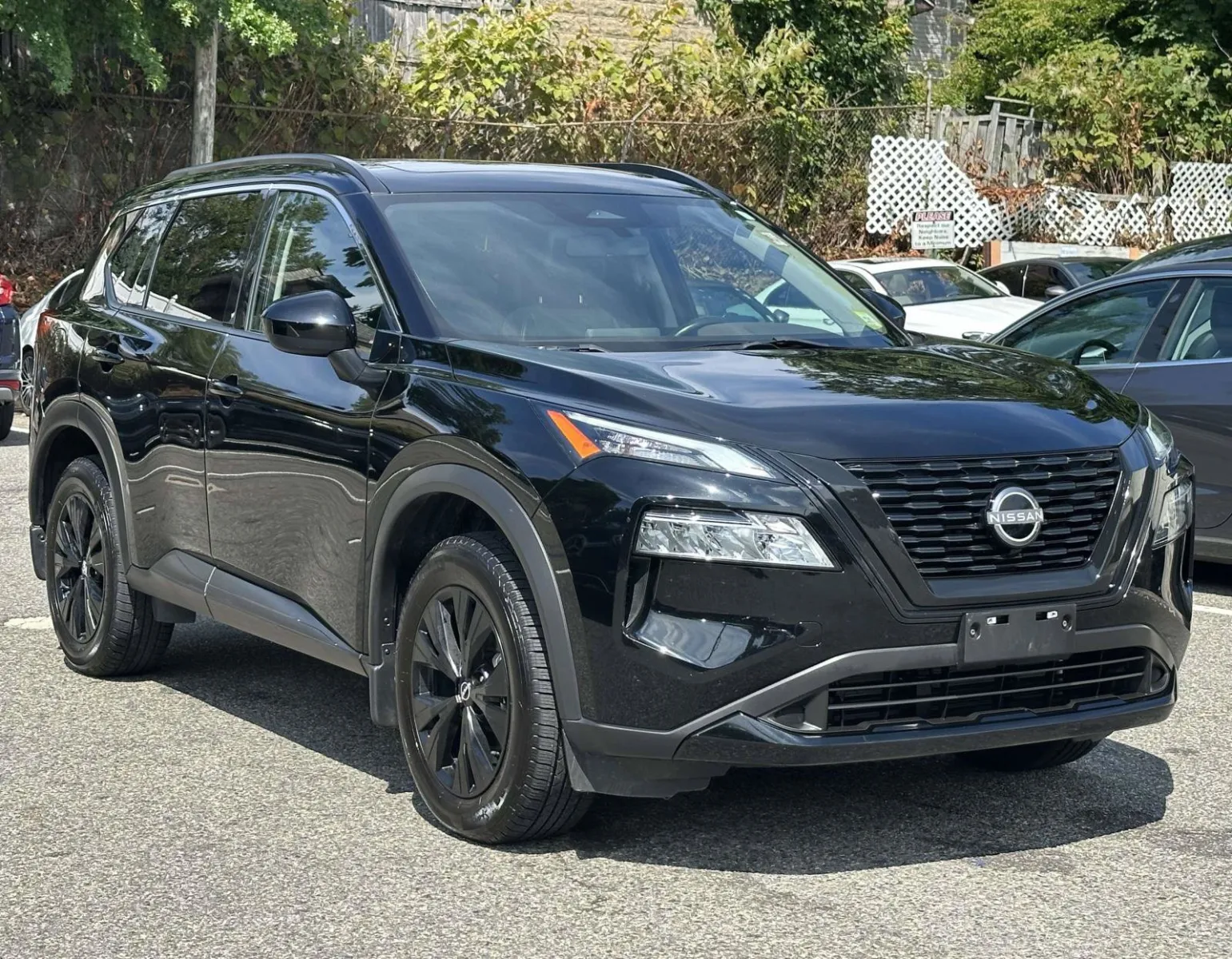 Black 2023 Nissan Rogue SV Midnight Edition for sale in Great Neck, NY