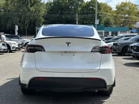 More photos of 2021 Tesla Model Y Long Range at Certified Luxury Motors - Great Neck, NY
