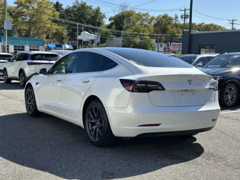 More photos of 2019 Tesla Model 3 Standard Range Plus at Certified Luxury Motors - Great Neck, NY