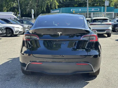 More photos of 2022 Tesla Model Y Long Range at Certified Luxury Motors - Great Neck, NY