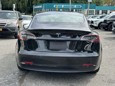 More photos of 2020 Tesla Model 3 Standard Range at Certified Luxury Motors - Great Neck, NY