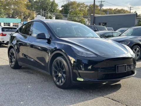 Black 2023 Tesla Model Y Long Range for sale in Great Neck, NY