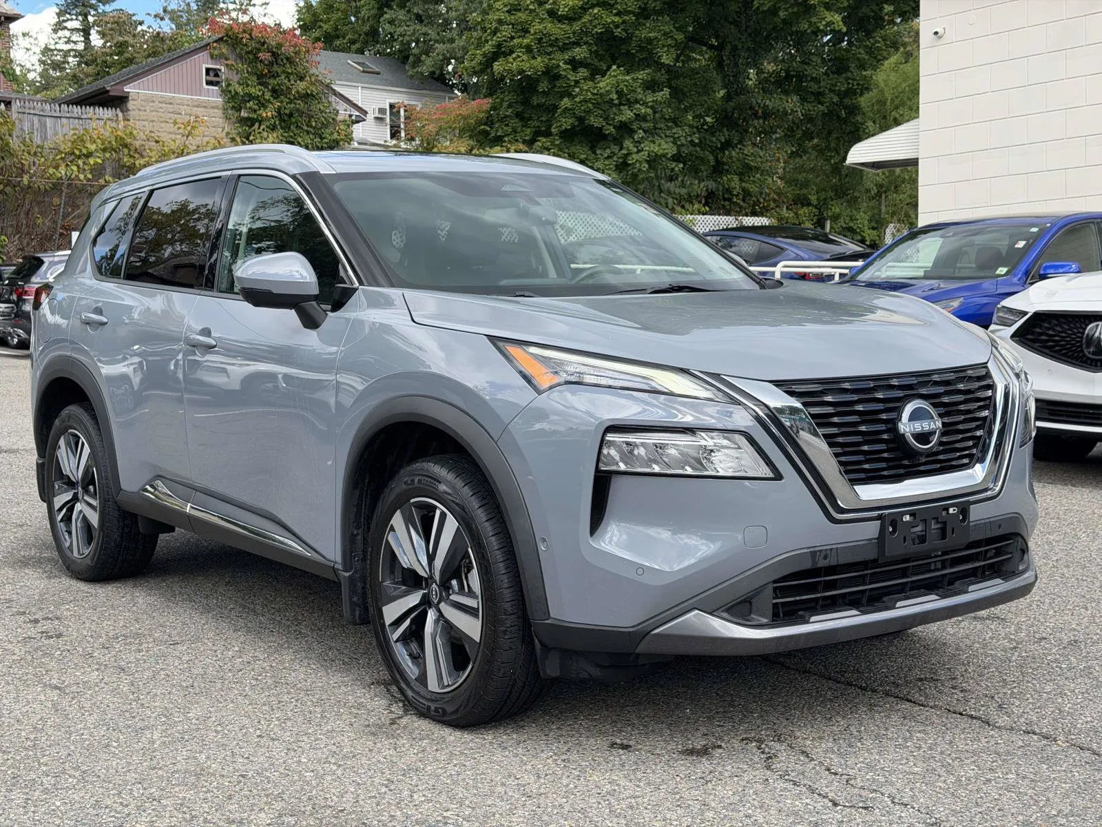 2023 Nissan Rogue SL