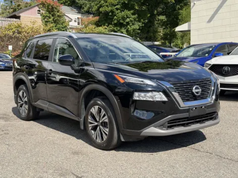Black 2023 Nissan Rogue SV for sale in Great Neck, NY