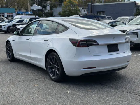 More photos of 2021 Tesla Model 3 Standard Range Plus at Certified Luxury Motors - Great Neck, NY