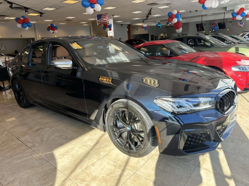 2021 BMW 5 Series M550i xDrive for sale in Great Neck, NY