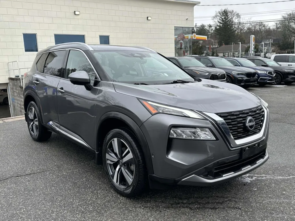 2023 Nissan Rogue SL for sale in Great Neck, NY