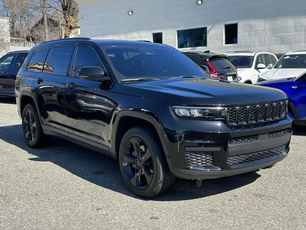 2021 Jeep Grand Cherokee L Altitude for sale in Great Neck, NY