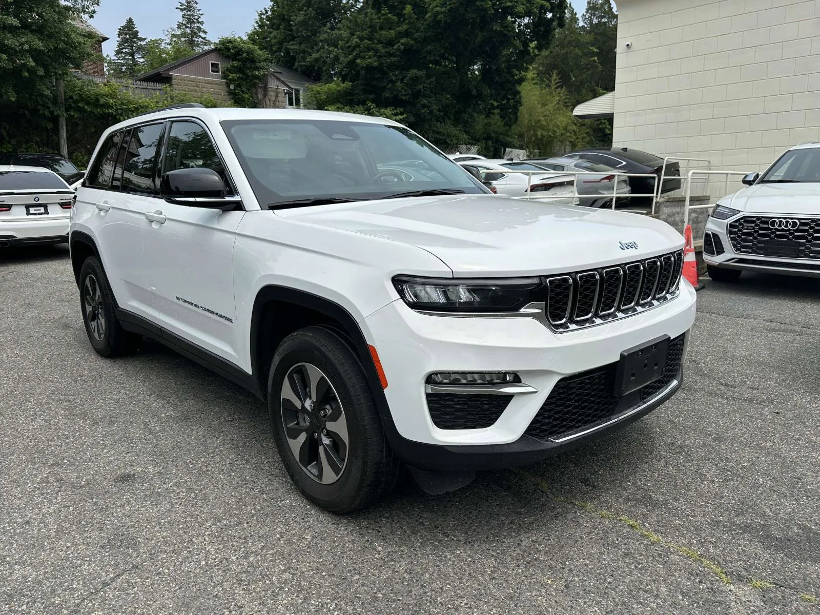 2023 Jeep Grand Cherokee 4xe (Navi,Leather,Sunroof) for sale in Great Neck, NY