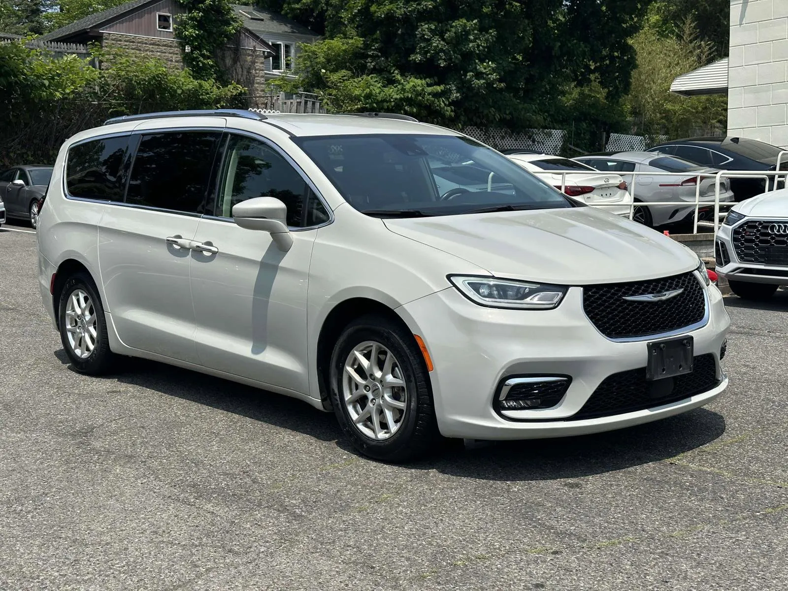 2021 Chrysler Pacifica Touring L for sale in Great Neck, NY
