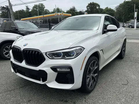More photos of 2021 BMW X6 xDrive40i at Certified Luxury Motors - Great Neck, NY