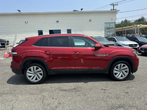 Another view of 2021 Volkswagen Atlas Cross Sport 3.6L V6 SE w/Technology (Sunroof/Leather) for sale in Great Neck, NY at Certified Luxury Motors - Great Neck