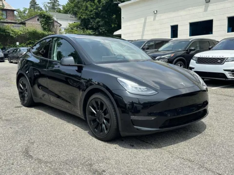 Black 2021 Tesla Model Y Long Range for sale in Great Neck, NY