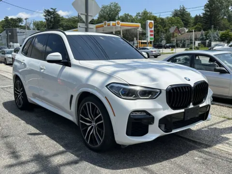 Photos of 2019 BMW X5 xDrive40i for sale in Great Neck, NY at Certified Luxury Motors - Great Neck