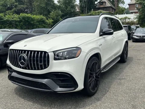 More photos of 2021 Mercedes-Benz GLS AMG GLS 63 at Certified Luxury Motors - Great Neck, NY