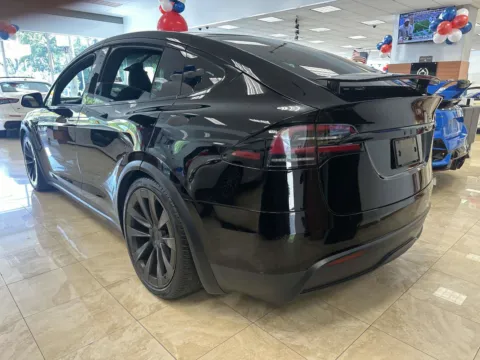 More photos of 2022 Tesla Model X Plaid at Certified Luxury Motors - Great Neck, NY