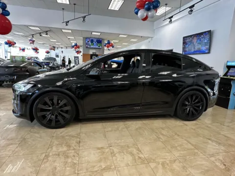 More photos of 2022 Tesla Model X Plaid at Certified Luxury Motors - Great Neck, NY