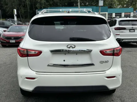 More photos of 2014 INFINITI QX60 at Certified Luxury Motors - Great Neck, NY