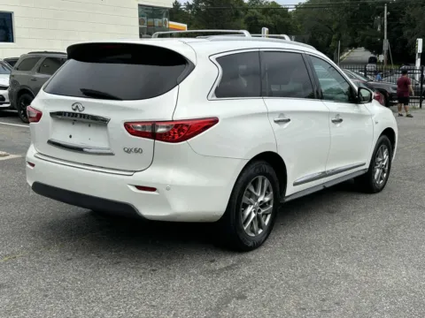 More photos of 2014 INFINITI QX60 at Certified Luxury Motors - Great Neck, NY