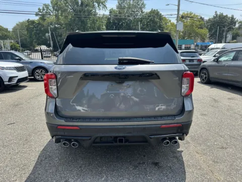 More photos of 2021 Ford Explorer ST at Certified Luxury Motors - Great Neck, NY