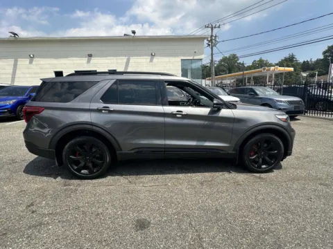 Photos of 2021 Ford Explorer ST for sale in Great Neck, NY at Certified Luxury Motors - Great Neck