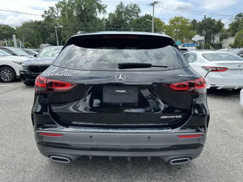 More photos of 2022 Mercedes-Benz GLA 250 Amg Pkg at Certified Luxury Motors - Great Neck, NY