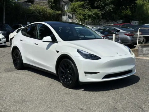White 2023 Tesla Model Y Long Range for sale in Great Neck, NY