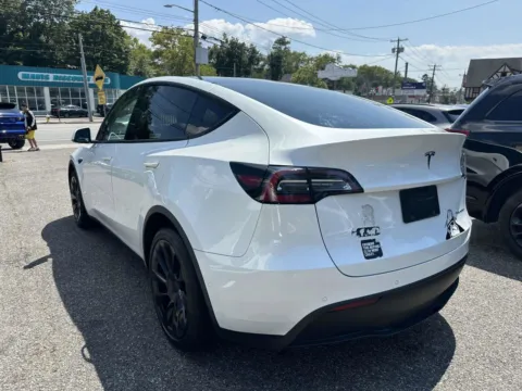 More photos of 2020 Tesla Model Y Long Range at Certified Luxury Motors - Great Neck, NY