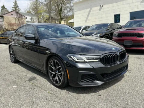 Black 2022 BMW 5 Series M550i xDrive for sale in Great Neck, NY