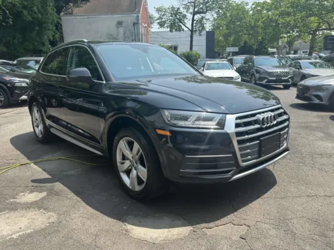 Black 2018 Audi Q5 Tech Premium Plus for sale in Great Neck, NY