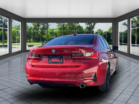More photos of 2020 BMW 3 Series 330i xDrive at Certified Luxury Motors - Great Neck, NY