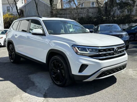 White 2022 Volkswagen Atlas 2.0T SE w/Technology for sale in Great Neck, NY