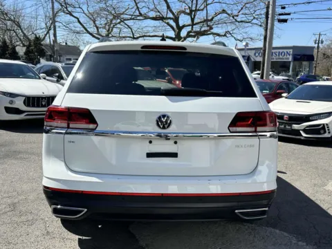 More photos of 2022 Volkswagen Atlas 2.0T SE w/Technology at Certified Luxury Motors - Great Neck, NY