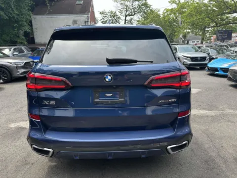 More photos of 2022 BMW X5 xDrive40i M-Sport at Certified Luxury Motors - Great Neck, NY