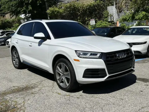 White 2019 Audi Q5 Premium Plus for sale in Great Neck, NY